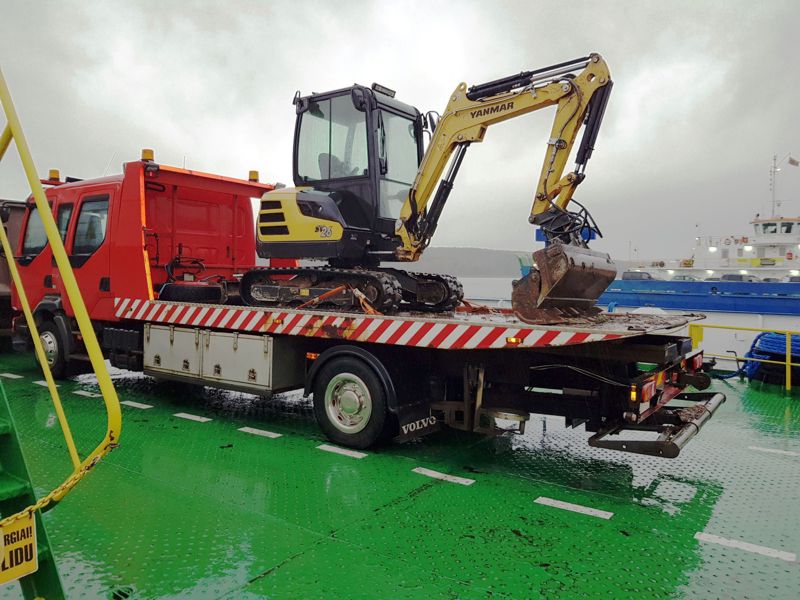 Statybos ir 8kio technikos transportavimas